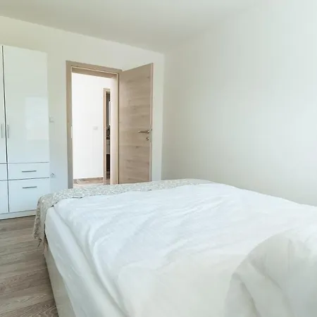 Julian Manor * Bovec