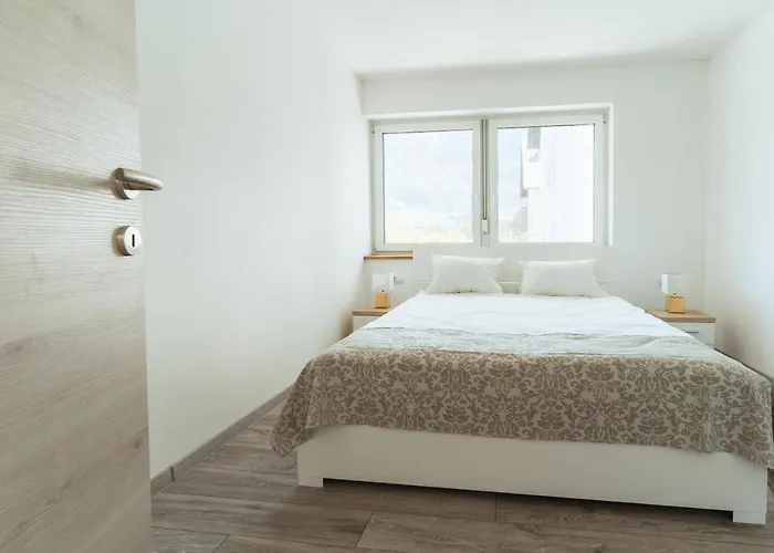 Julian Manor * Bovec