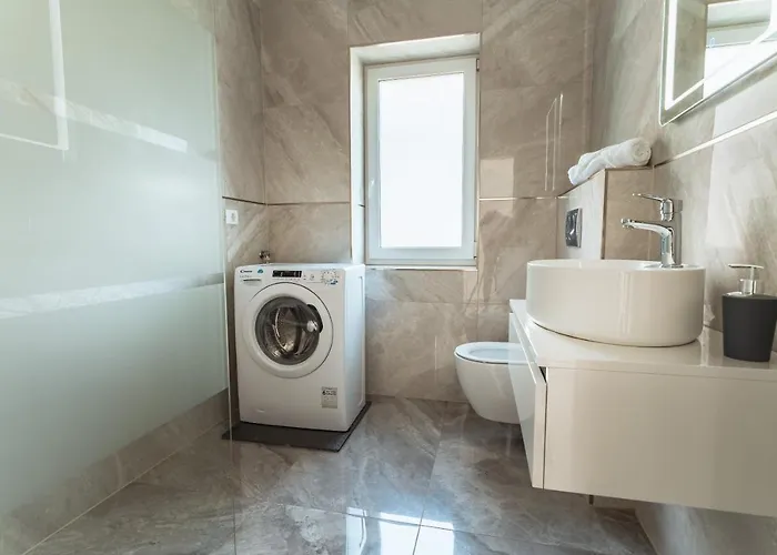 Julian Manor דירה בובק